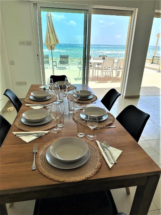 Sayers Beachfront Villa เปร์โวเลีย ภายนอก รูปภาพ